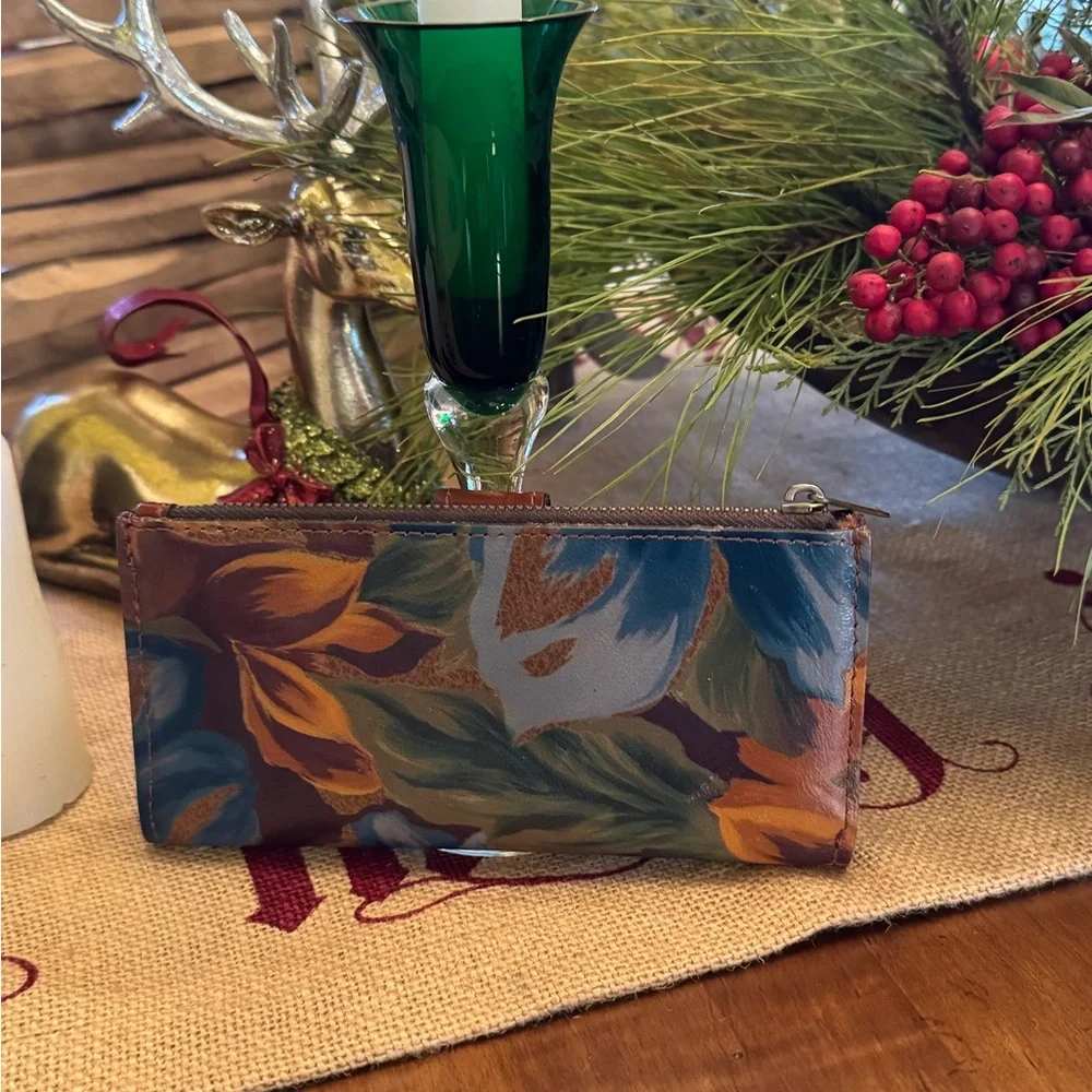 Patricia Nash Blue and Brown Floral Wallet - Picture 2 of 7